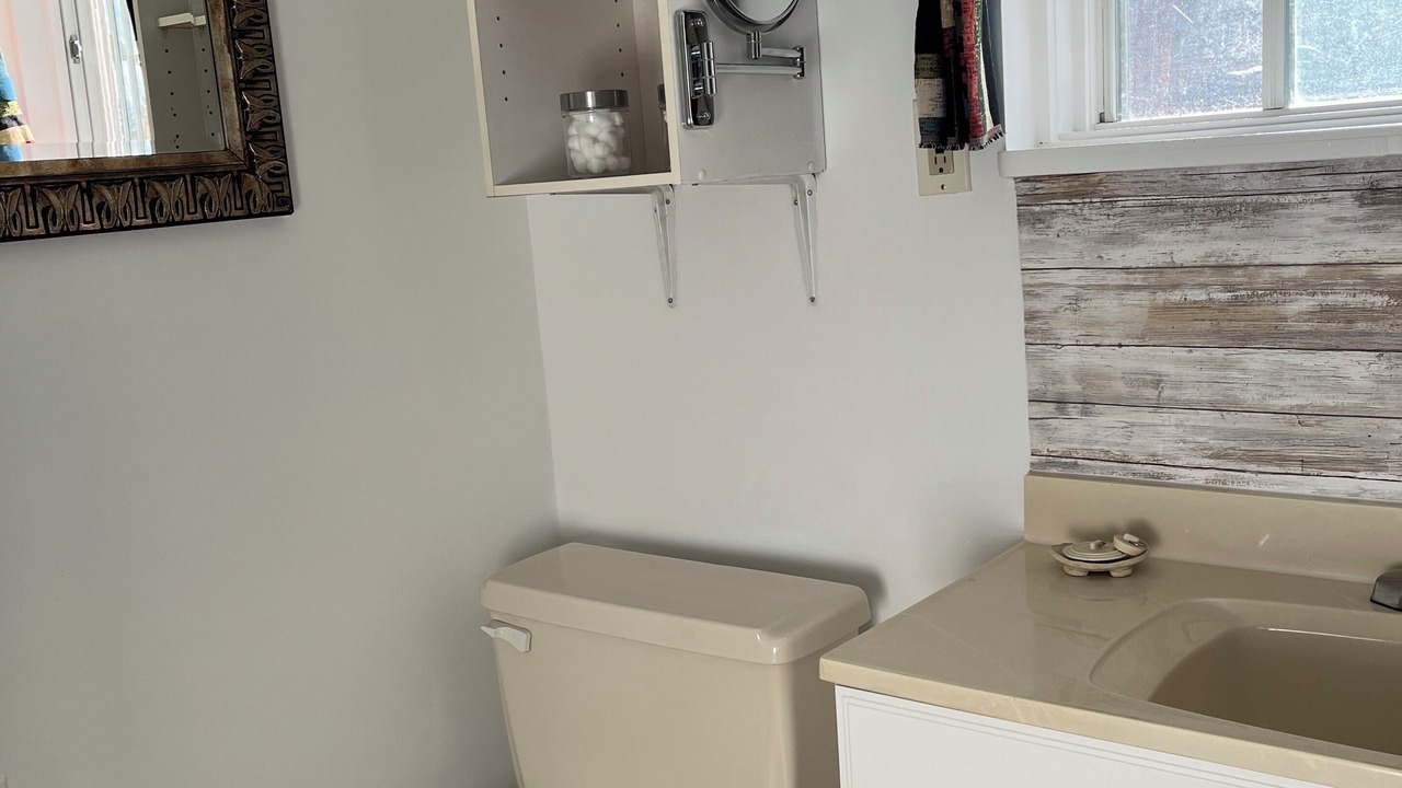 Photo of Bathroom in Salmon Arm