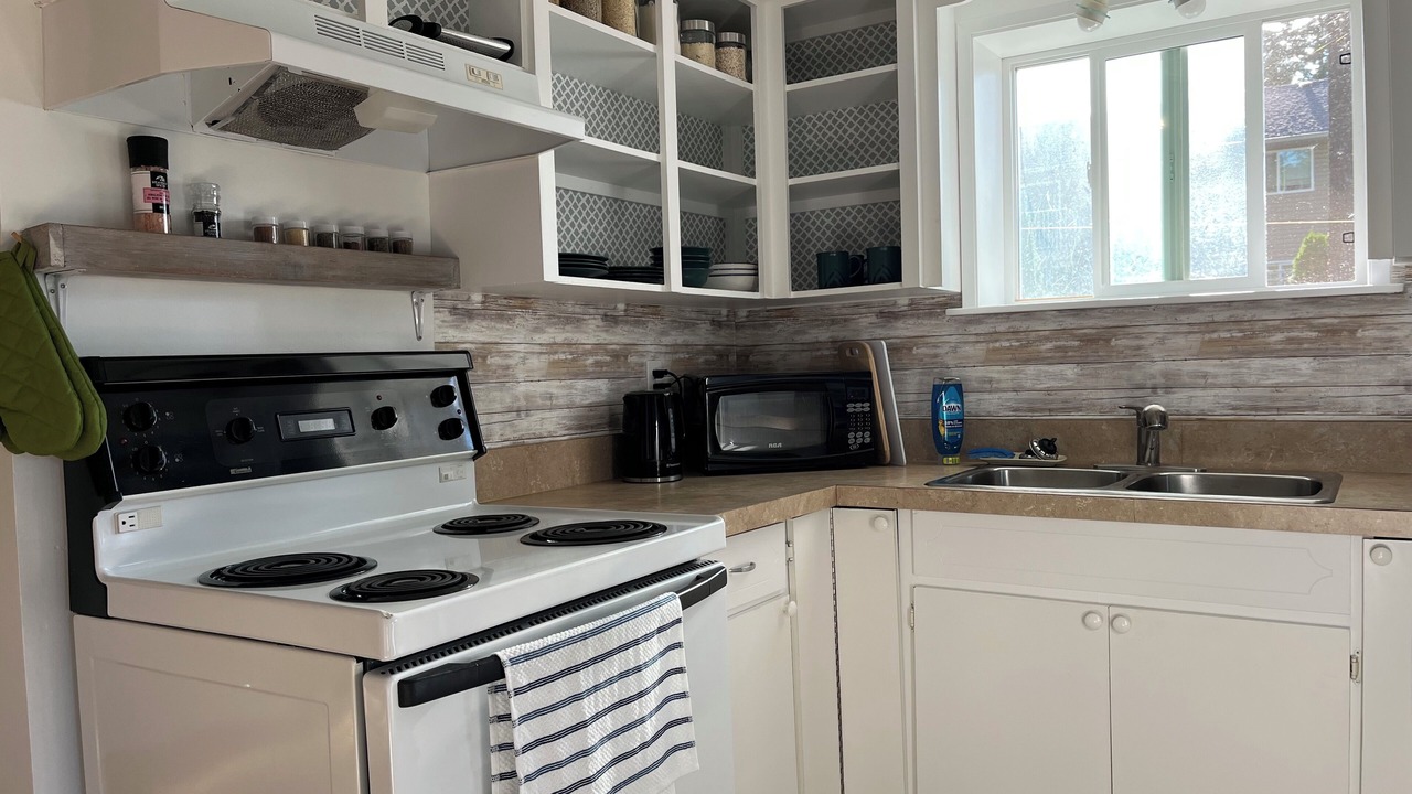 Photo of Kitchen in Salmon Arm