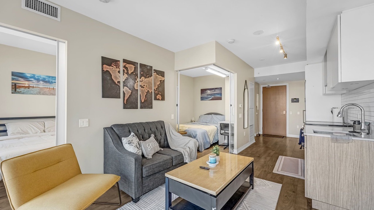 Photo of Bedroom in Garden District
