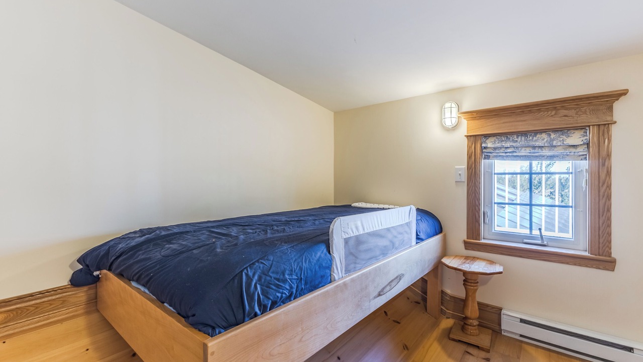 Photo of Bedroom in Brule Point