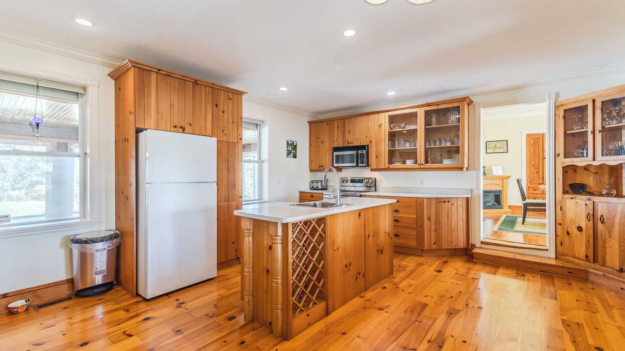 Photo of Kitchen in Brule Point
