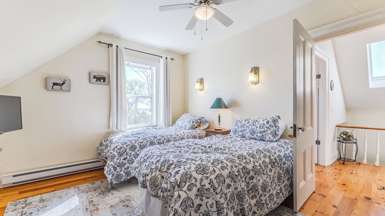 Photo of Bedroom in Brule Point
