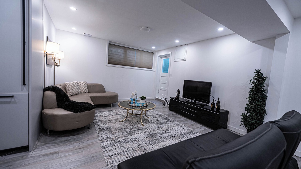 Photo of Livingroom in West Vancouver