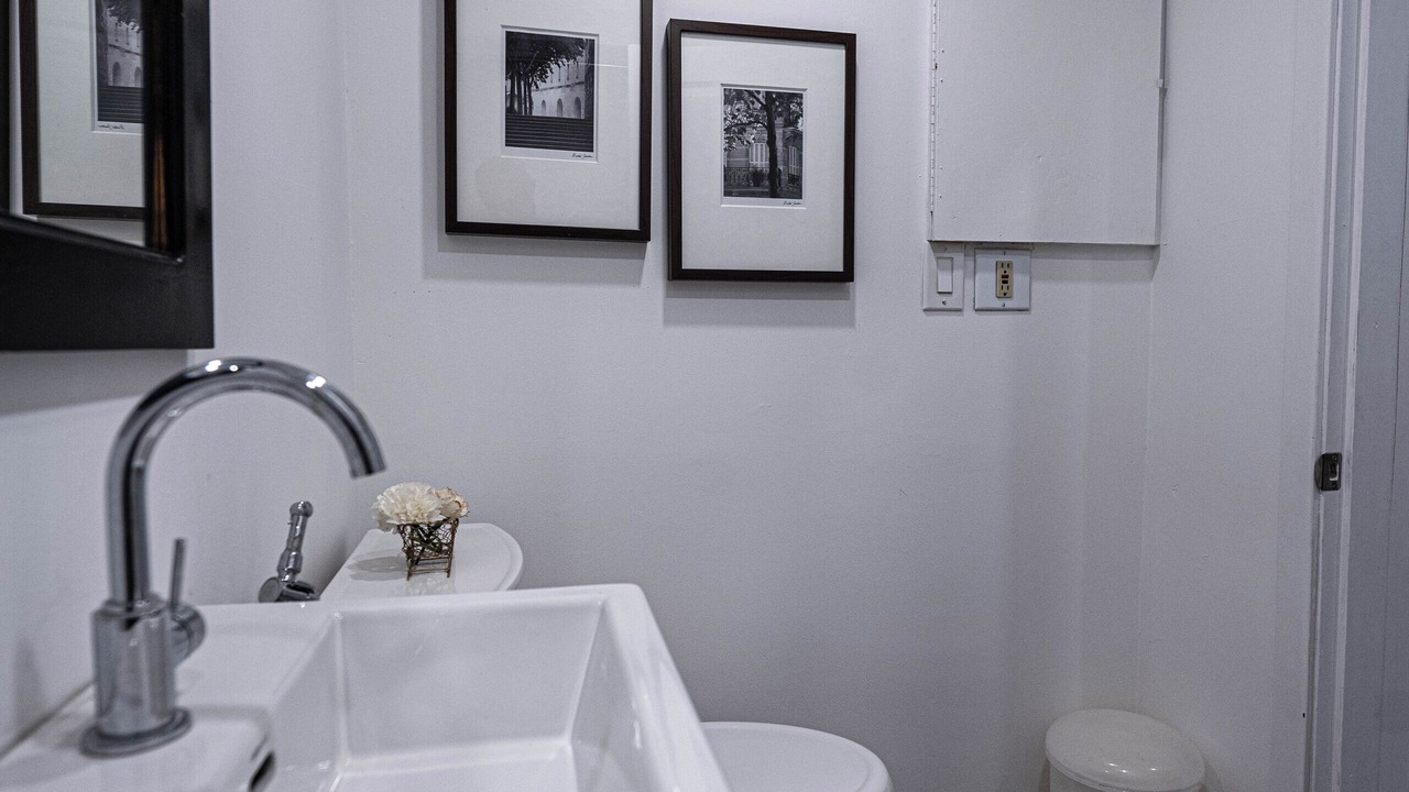 Photo of Bathroom in West Vancouver