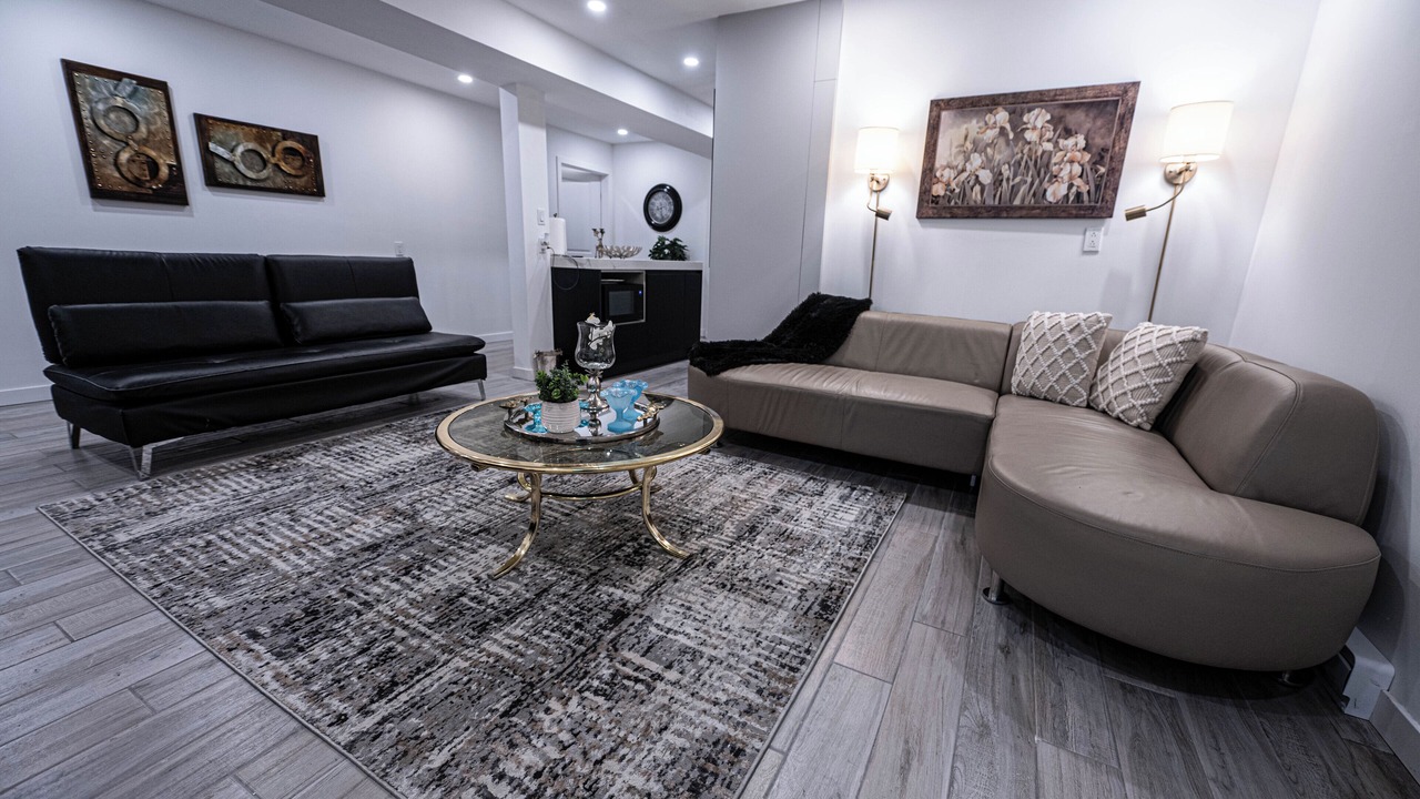 Photo of Livingroom in West Vancouver
