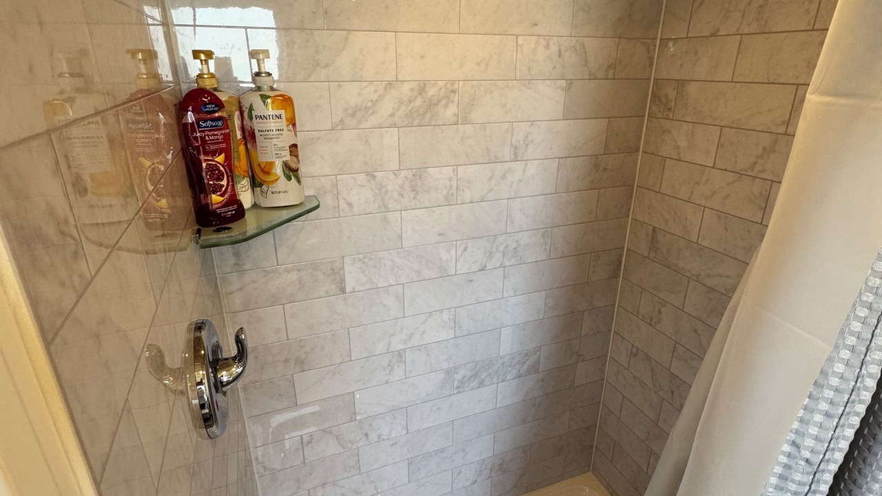 Photo of Bathroom in Central Kootenay