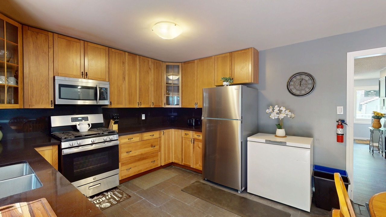 Photo of Kitchen in Wasaga Beach