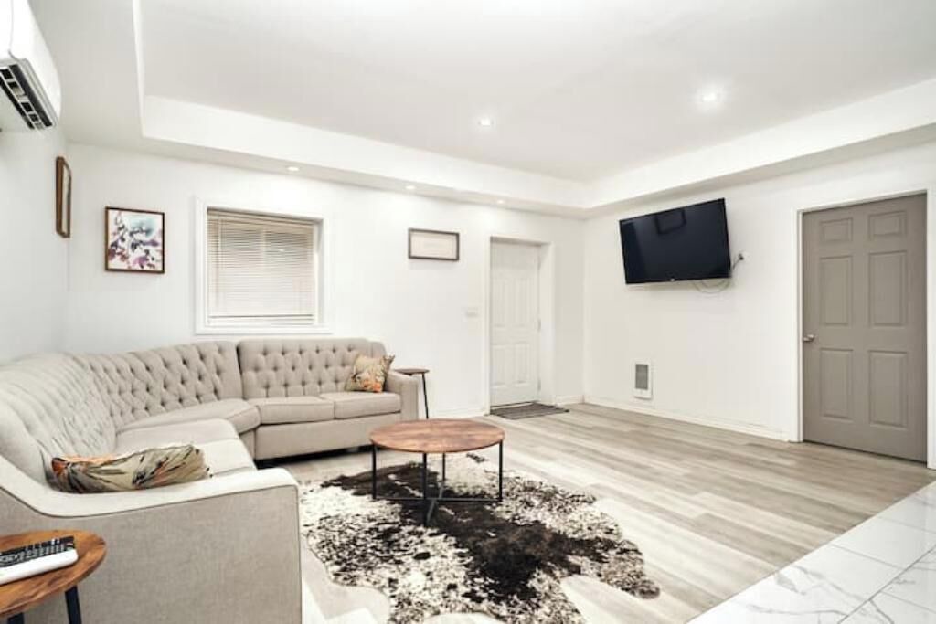 Photo of Livingroom in Walkerville