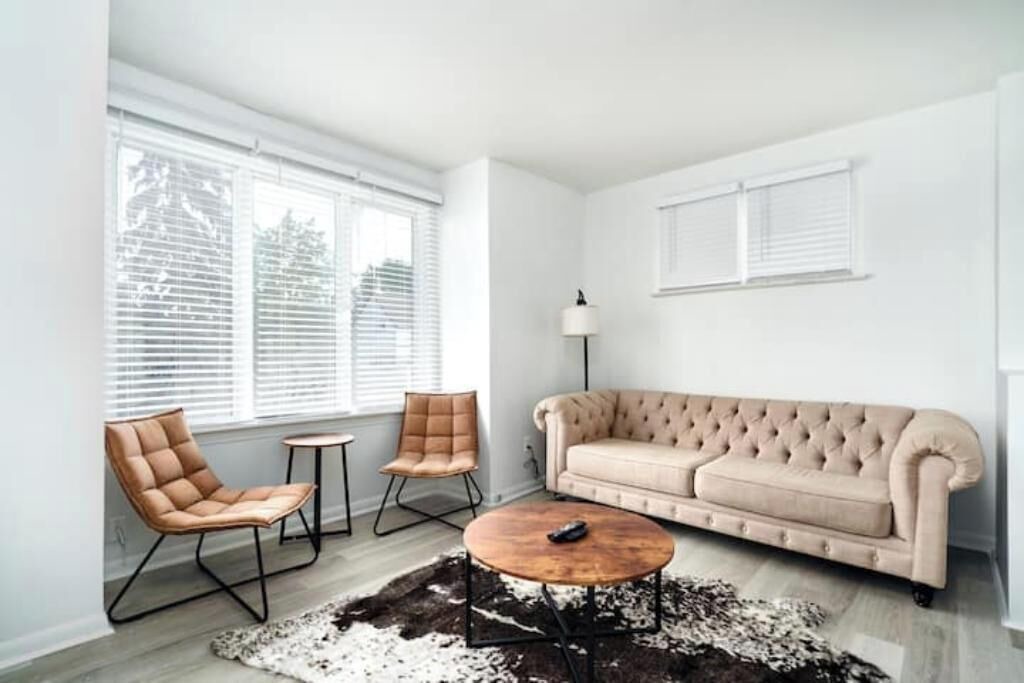 Photo of Livingroom in Walkerville