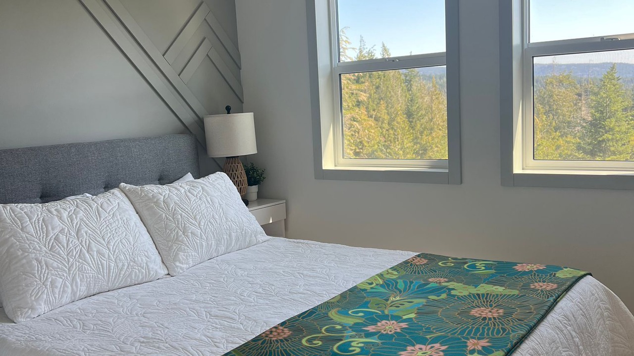 Photo of Bedroom in Otter Point