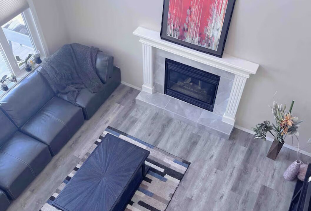 Photo of Livingroom in Arbour Lake
