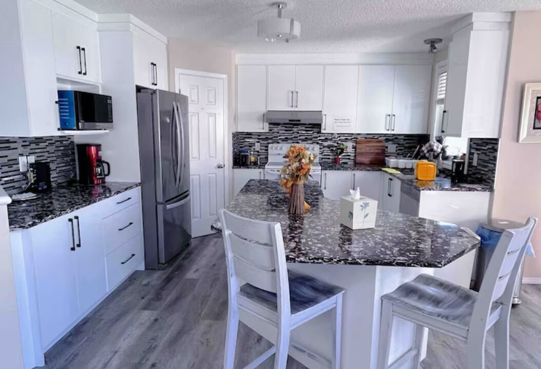 Photo of Kitchen in Arbour Lake