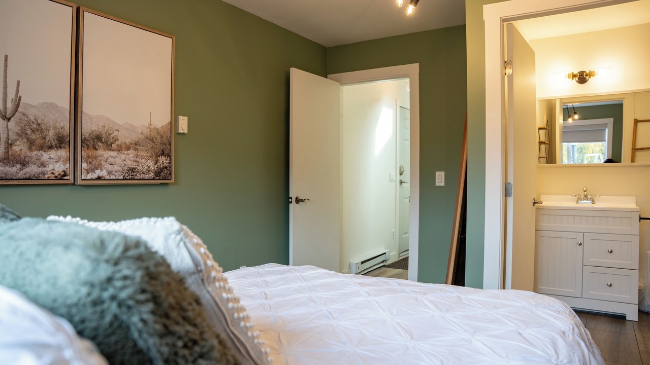 Photo of Bedroom in South Central