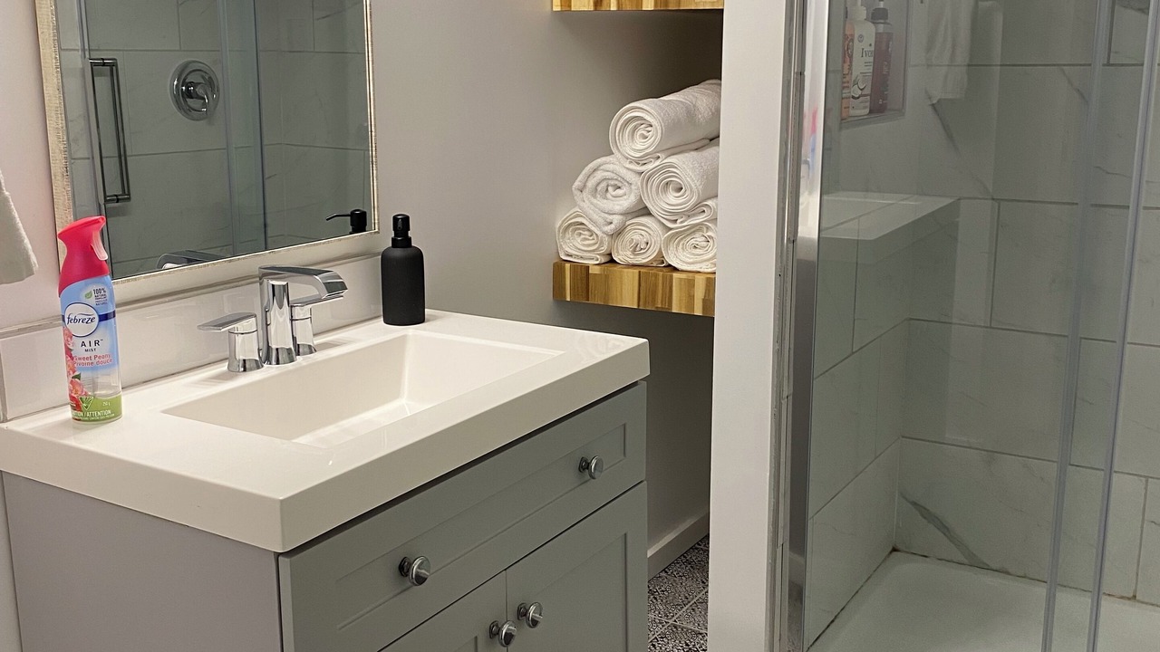 Photo of Bathroom in Trail