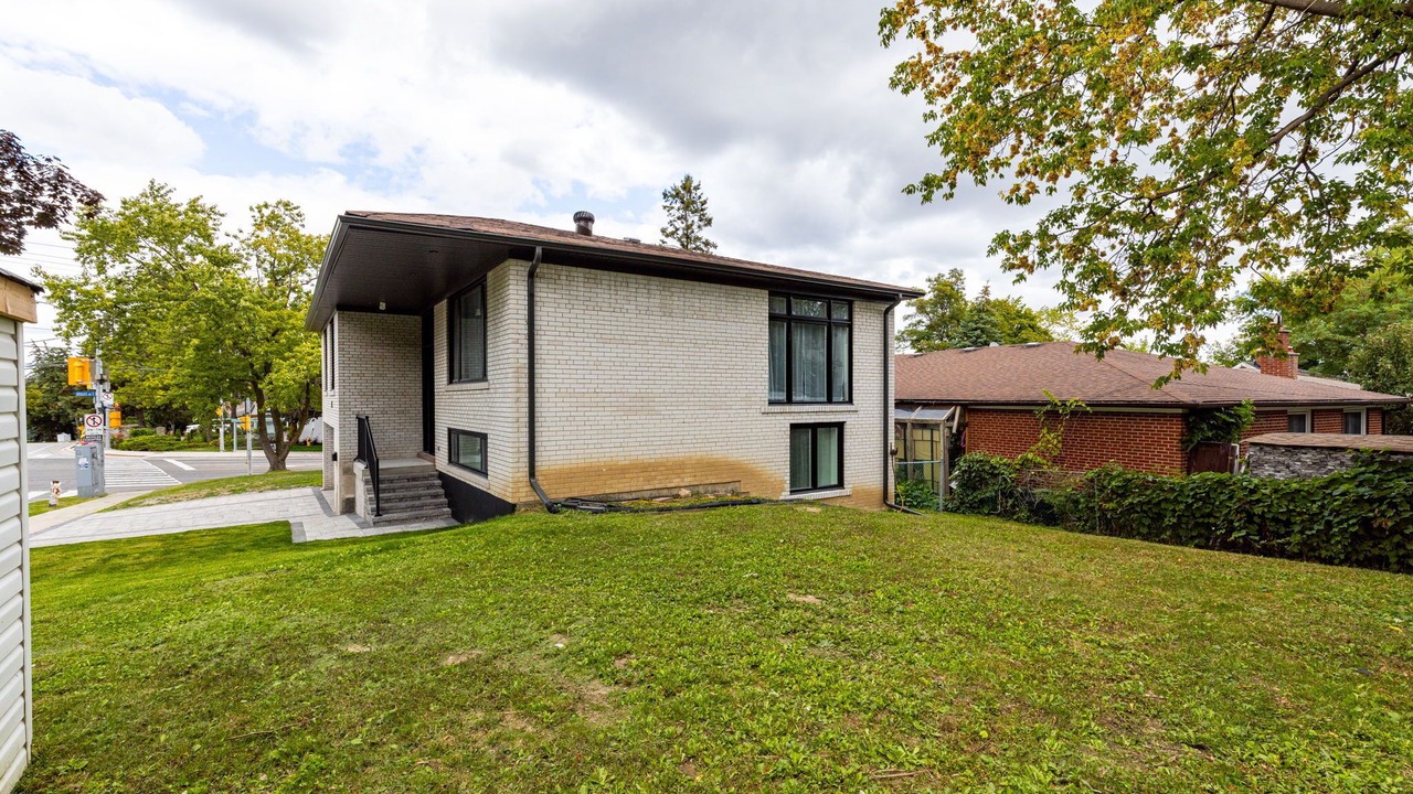 Photo of Outdoor in Newtonbrook