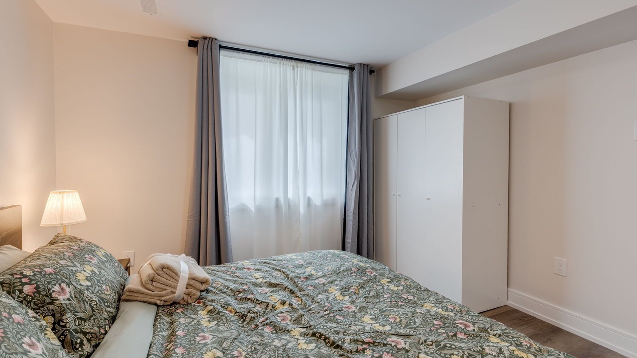 Photo of Bedroom in Newtonbrook