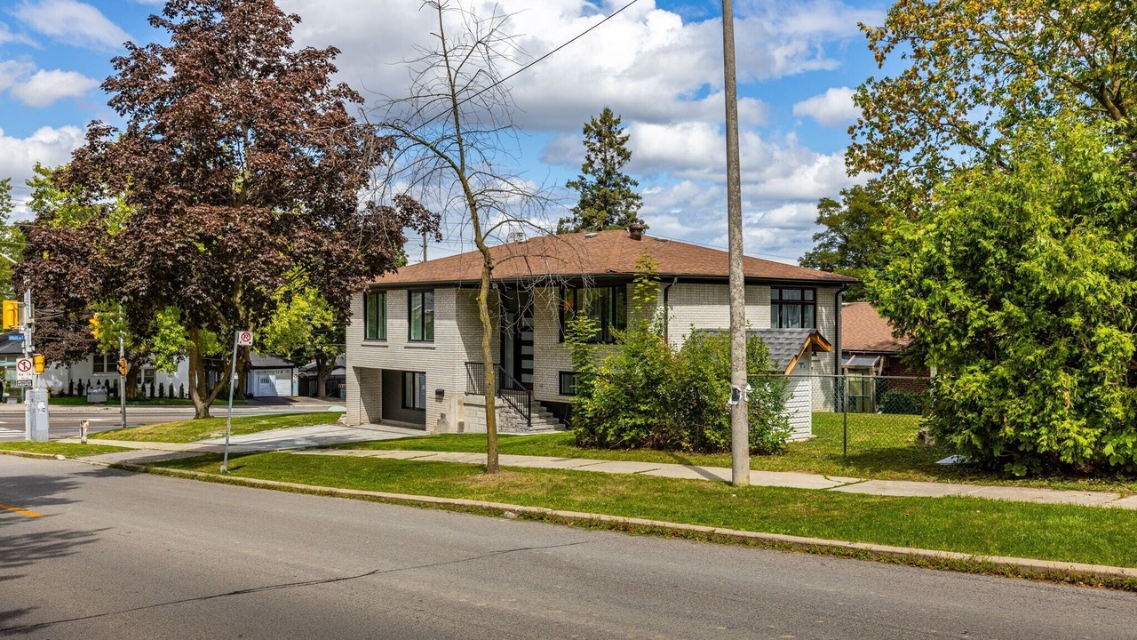 Photo of Outdoor in Newtonbrook