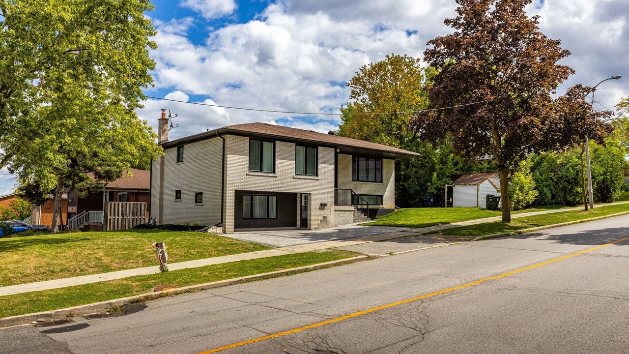 Photo of Outdoor in Newtonbrook