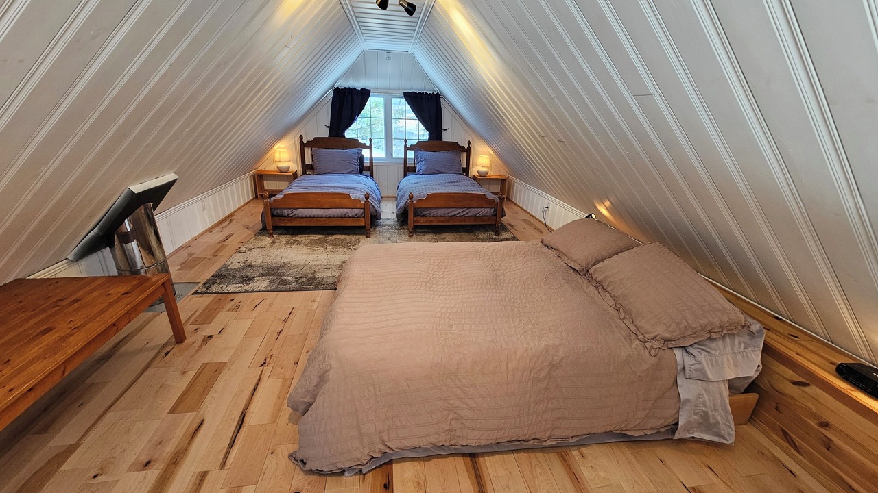 Photo of Bedroom in Bolton-Est