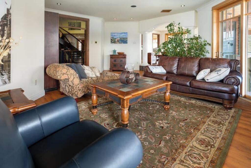 Photo of Livingroom in Central Okanagan