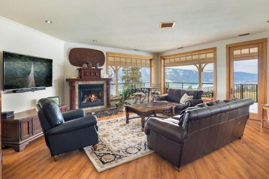 Photo of Livingroom in Central Okanagan