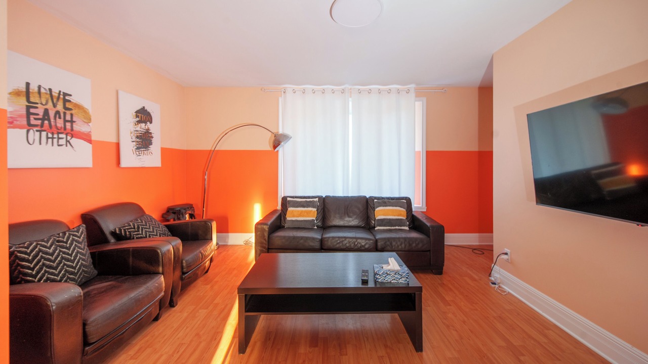 Photo of Livingroom in Montreal