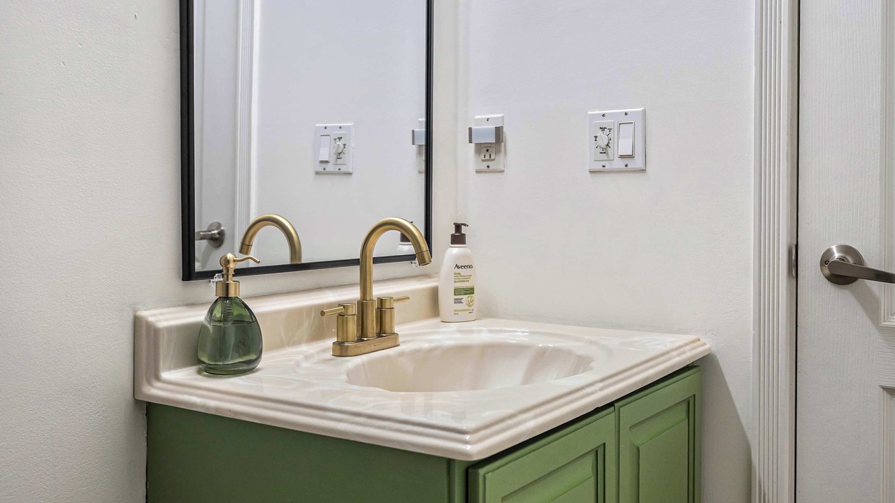 Photo of Bathroom in Sylvan Lake