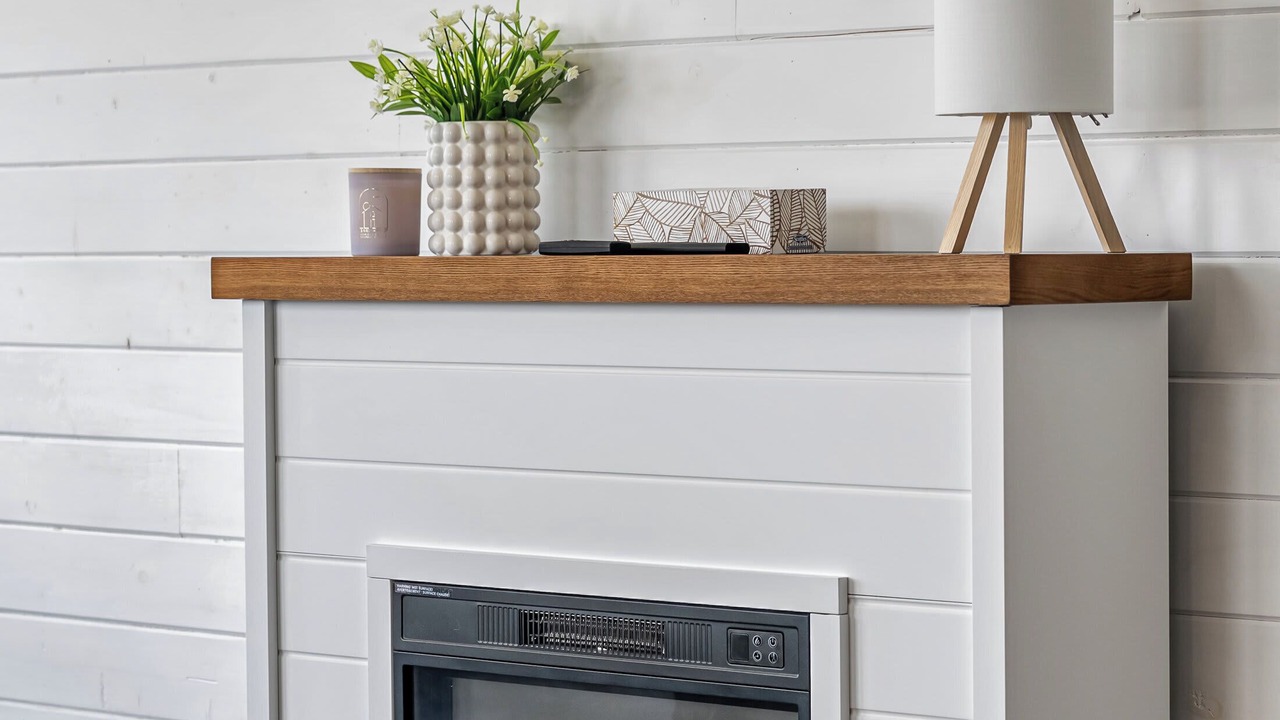 Photo of Livingroom in Sylvan Lake