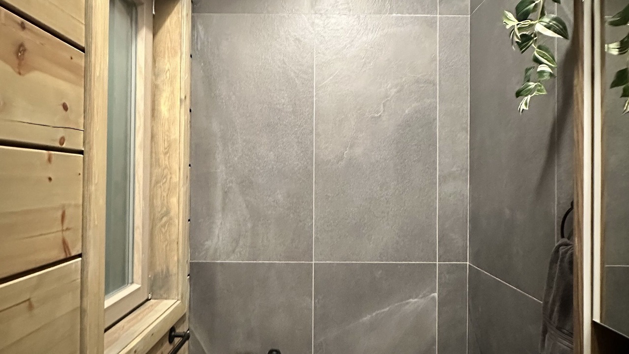 Photo of Bathroom in Courtenay