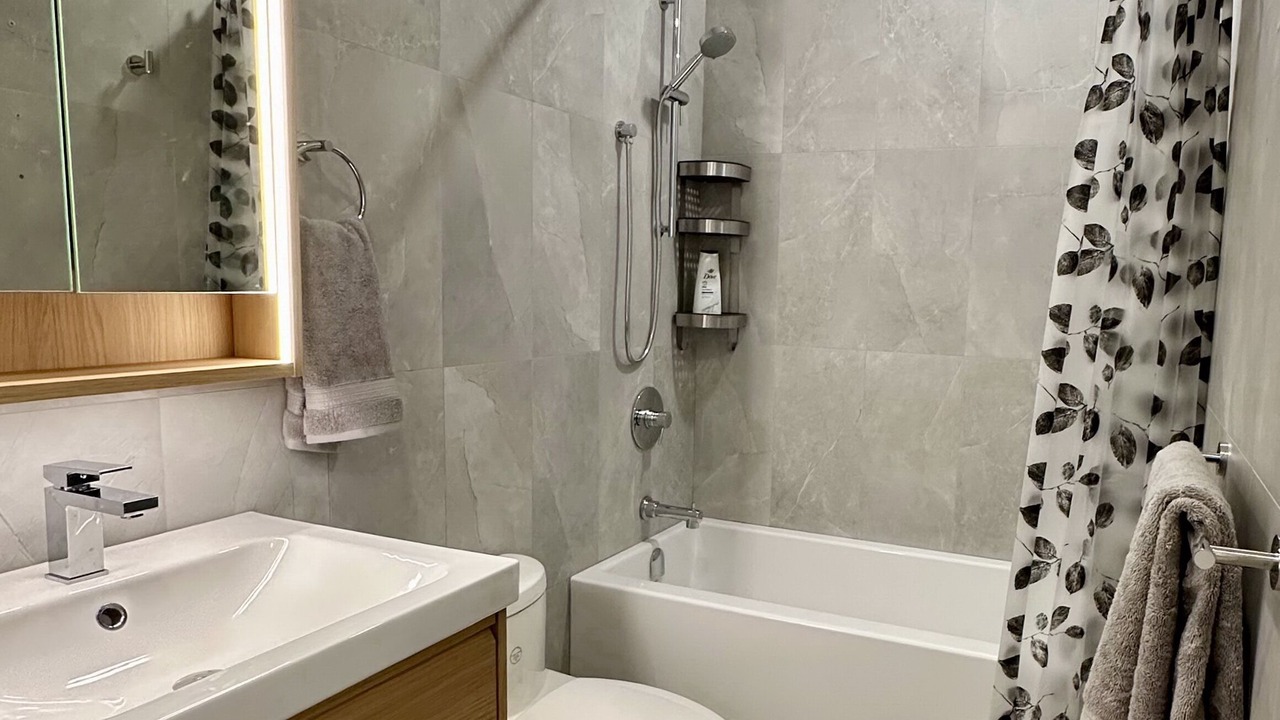 Photo of Bathroom in Courtenay