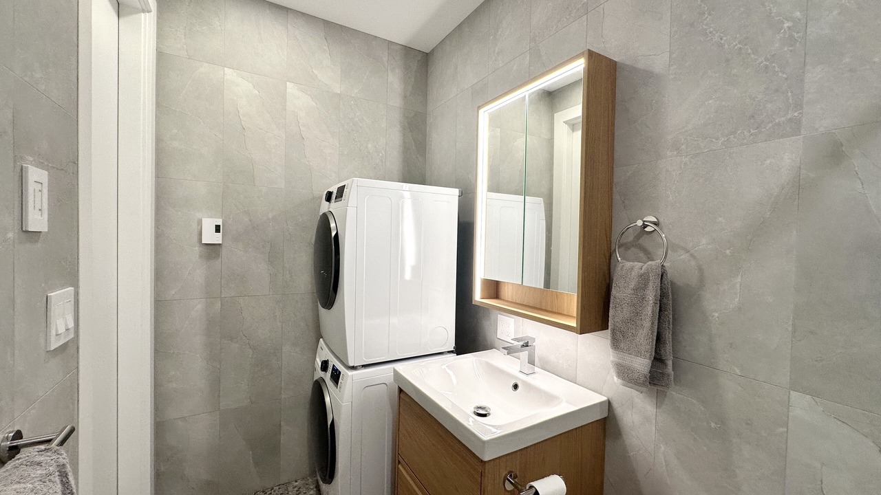 Photo of Bathroom in Courtenay