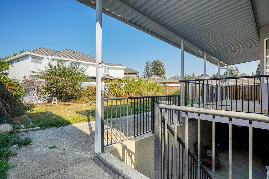 Photo of Outdoor in Surrey Newton
