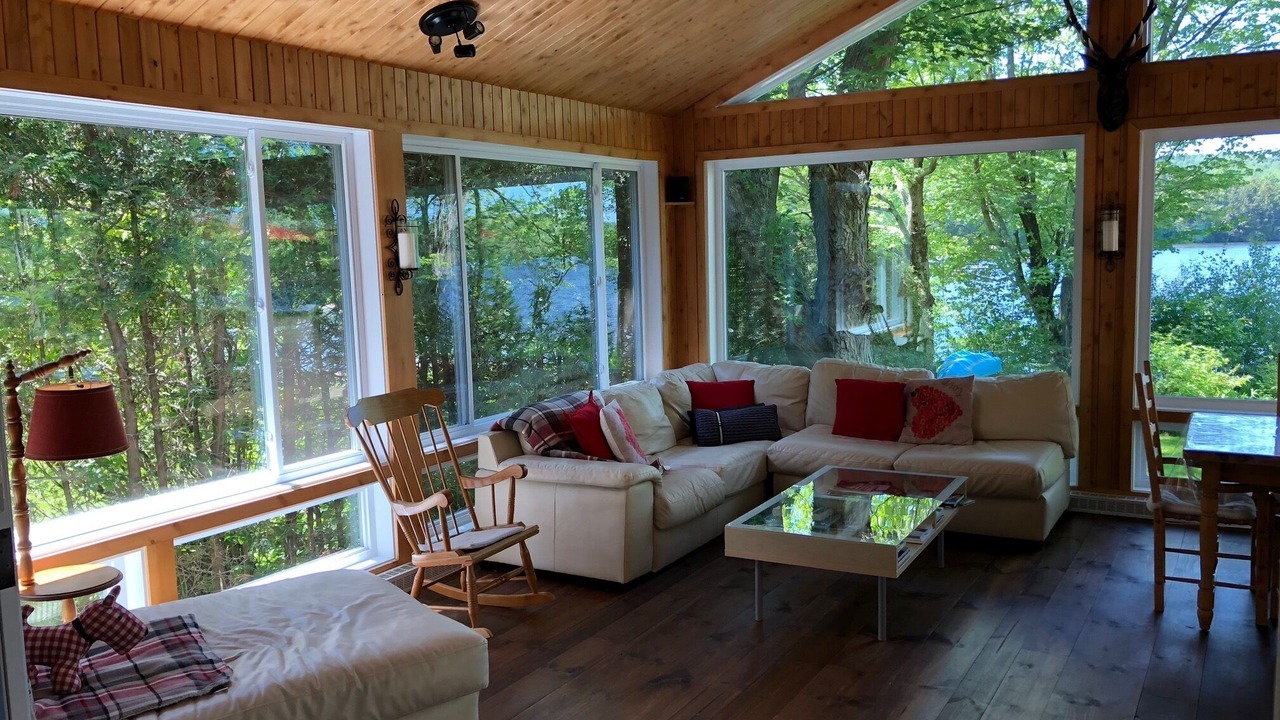 Photo of Livingroom in Stanstead Township