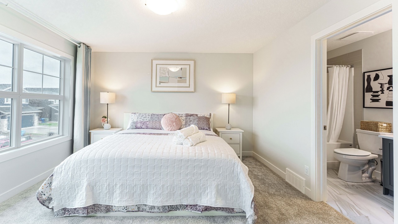 Photo of Bedroom in Evanston