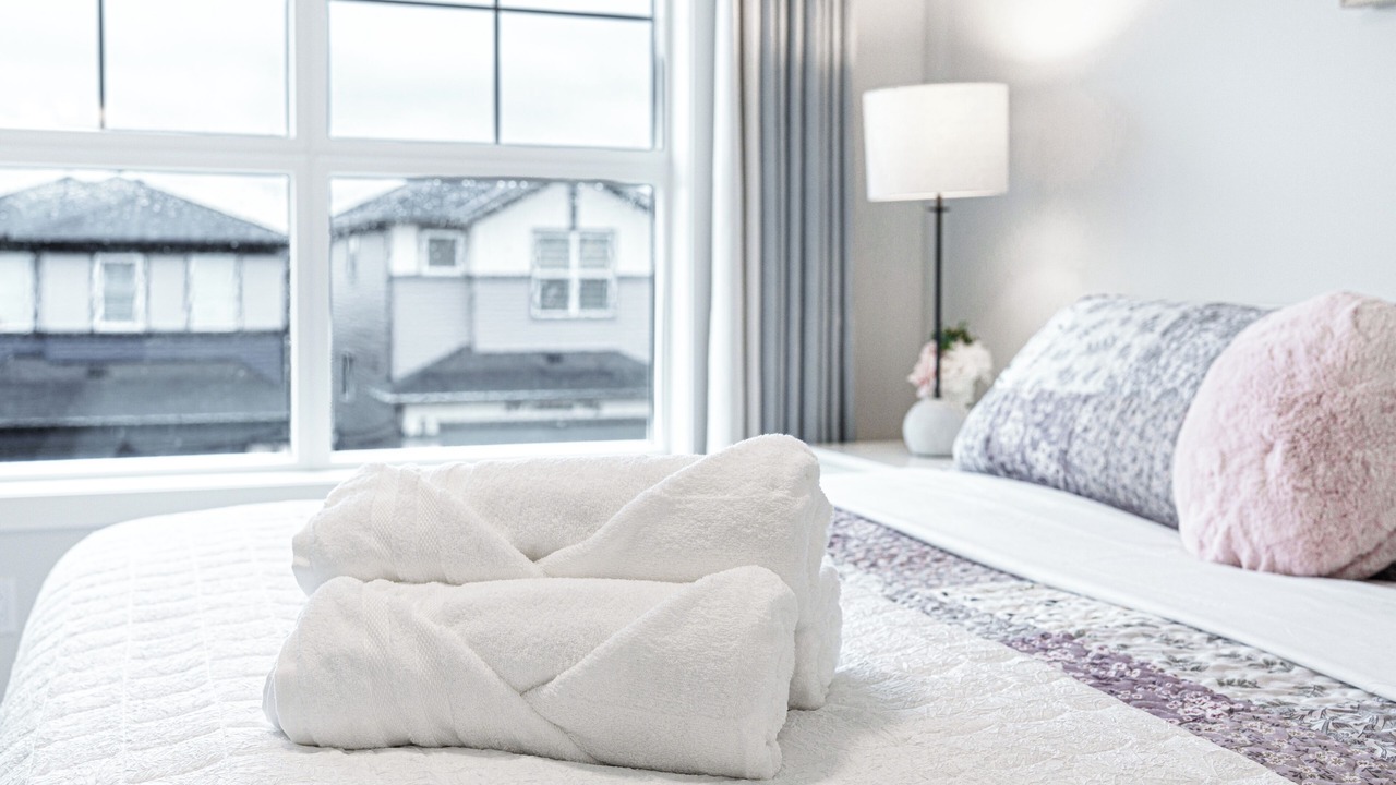 Photo of Bedroom in Evanston