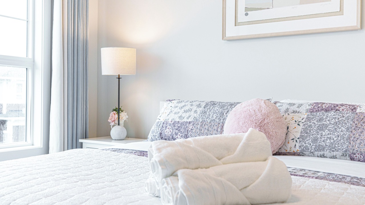 Photo of Bedroom in Evanston