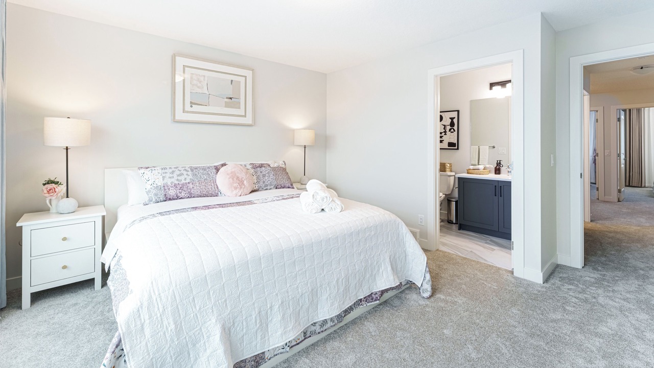 Photo of Bedroom in Evanston