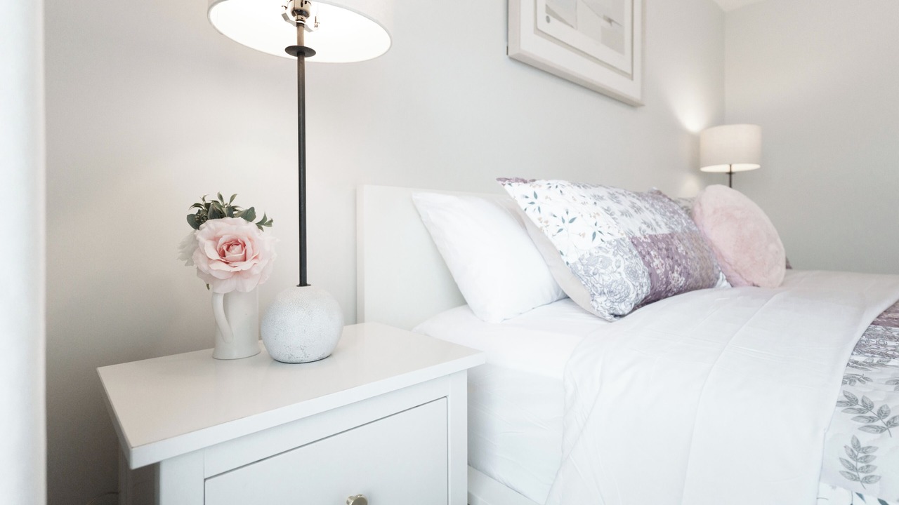 Photo of Bedroom in Evanston