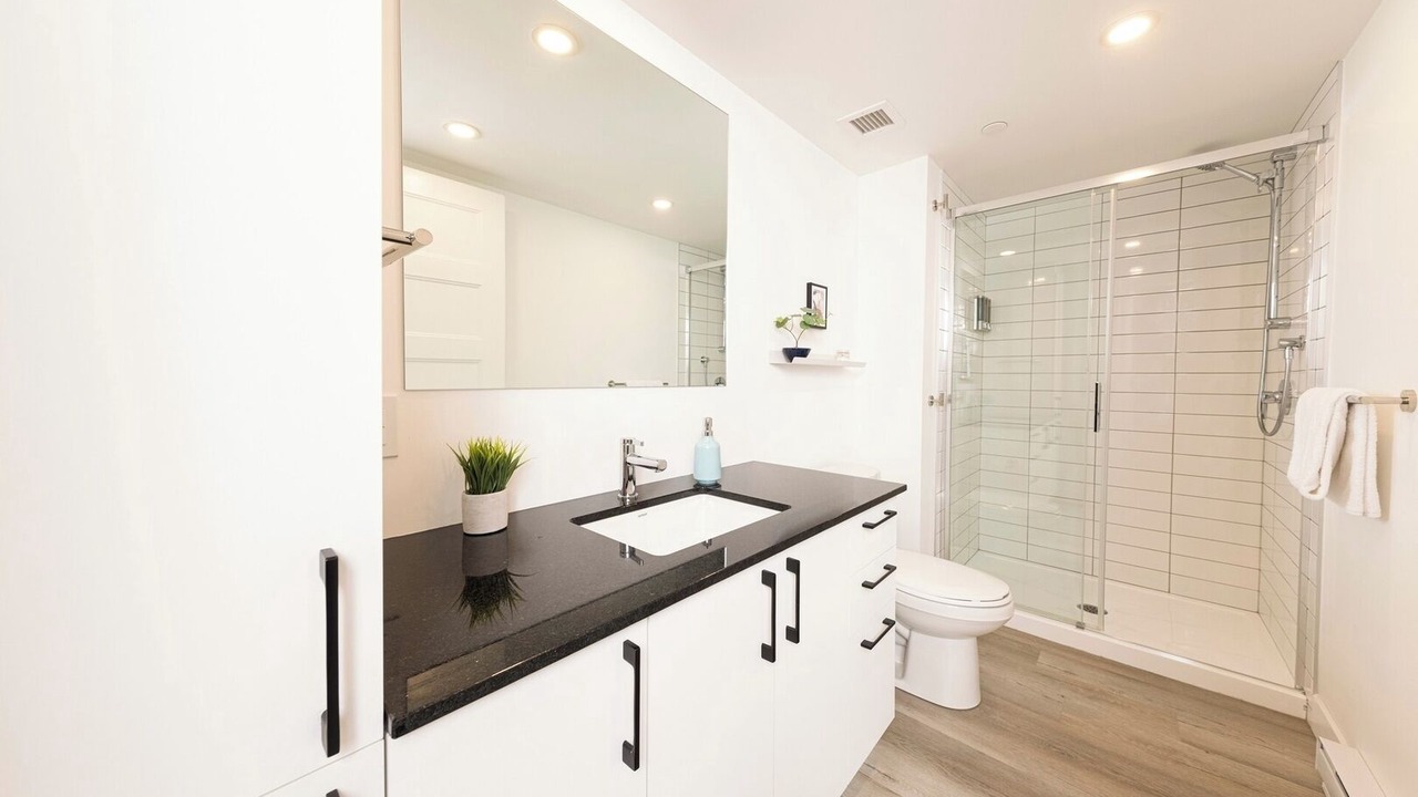 Photo of Bathroom in Saint-Roch