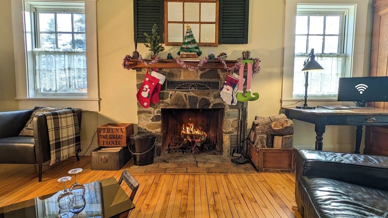 Photo of Livingroom in Lac-Brome
