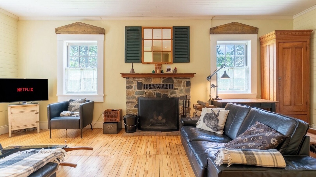 Photo of Livingroom in Lac-Brome