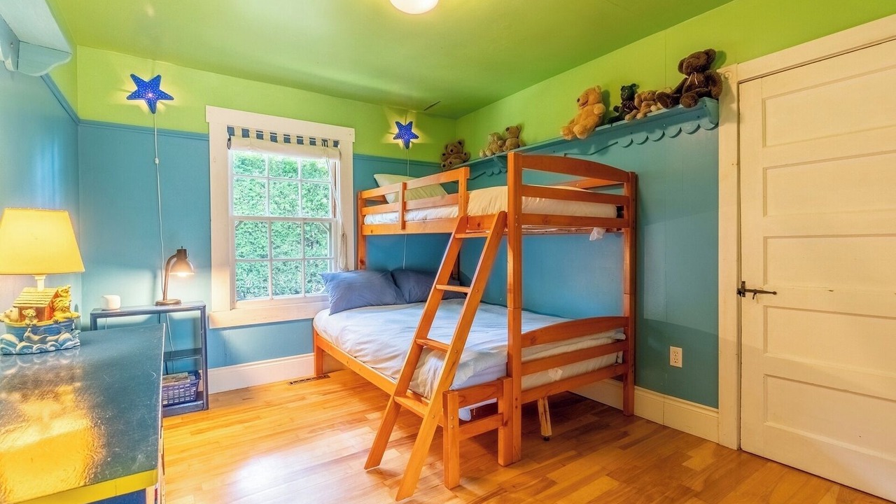 Photo of Bedroom in Lac-Brome
