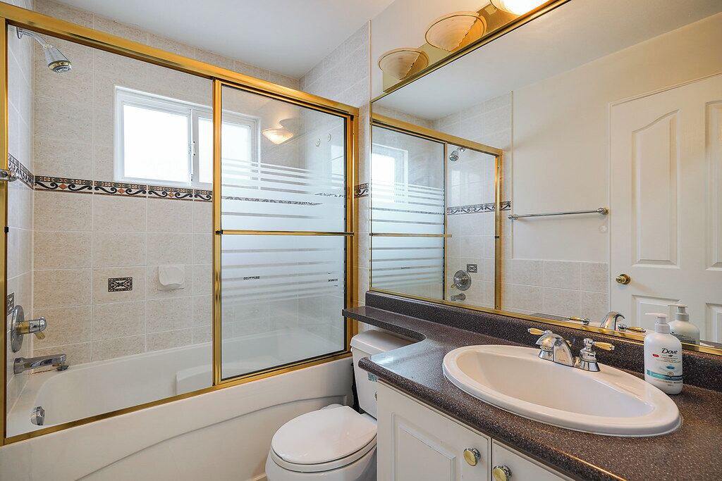 Photo of Bathroom in Delta