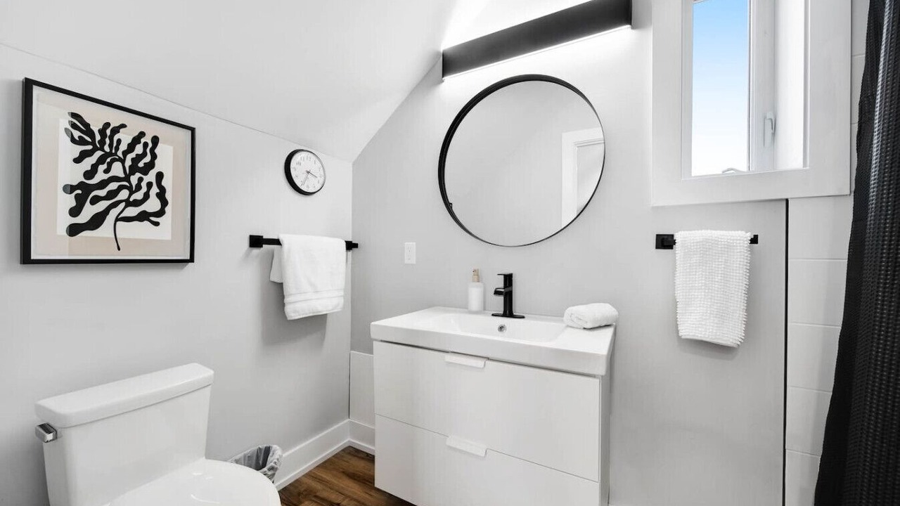 Photo of Bathroom in Welland