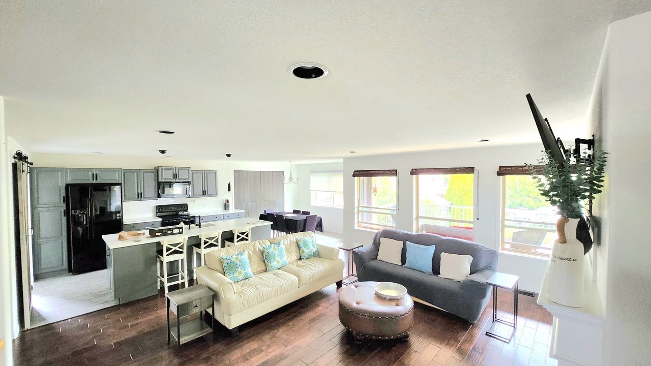 Photo of Livingroom in Black Mountain