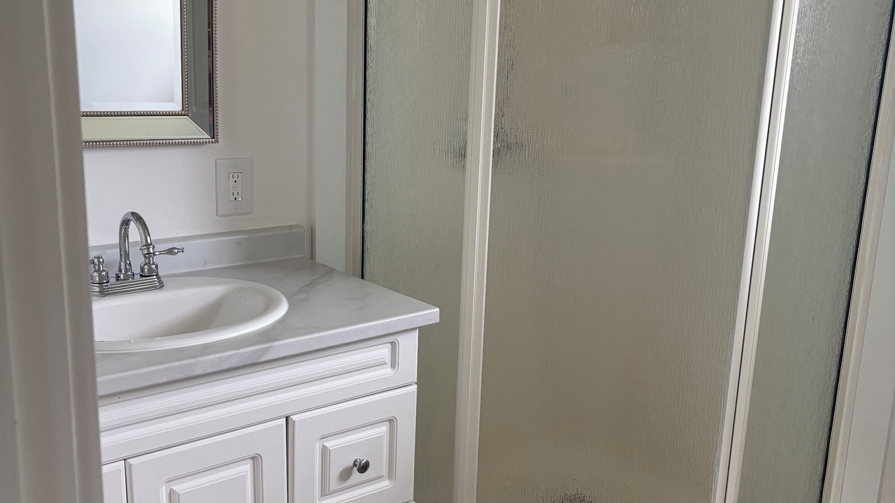Photo of Bathroom in New Waterford