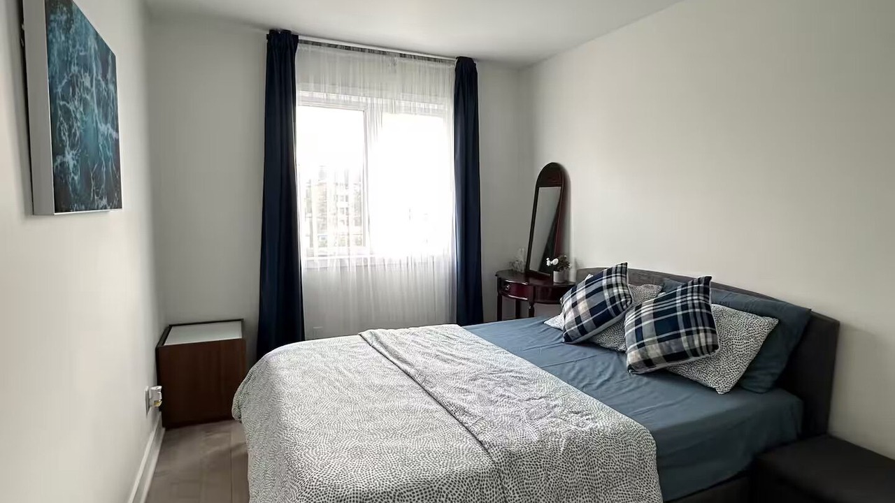Photo of Bedroom in Saint-Hubert