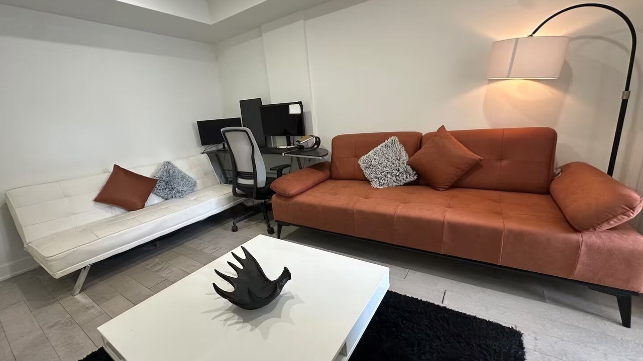 Photo of Livingroom in Saint-Hubert