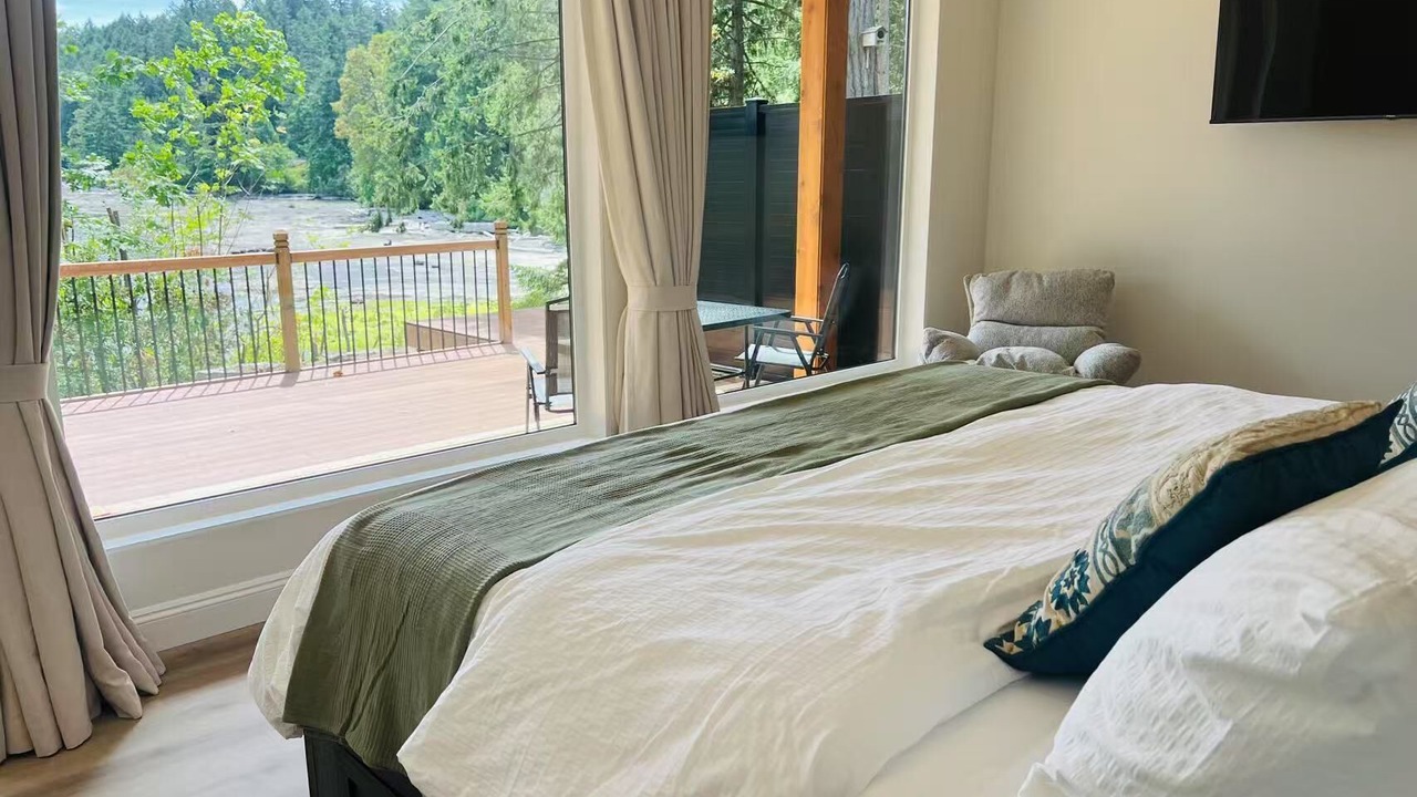 Photo of Bedroom in Yellow Point