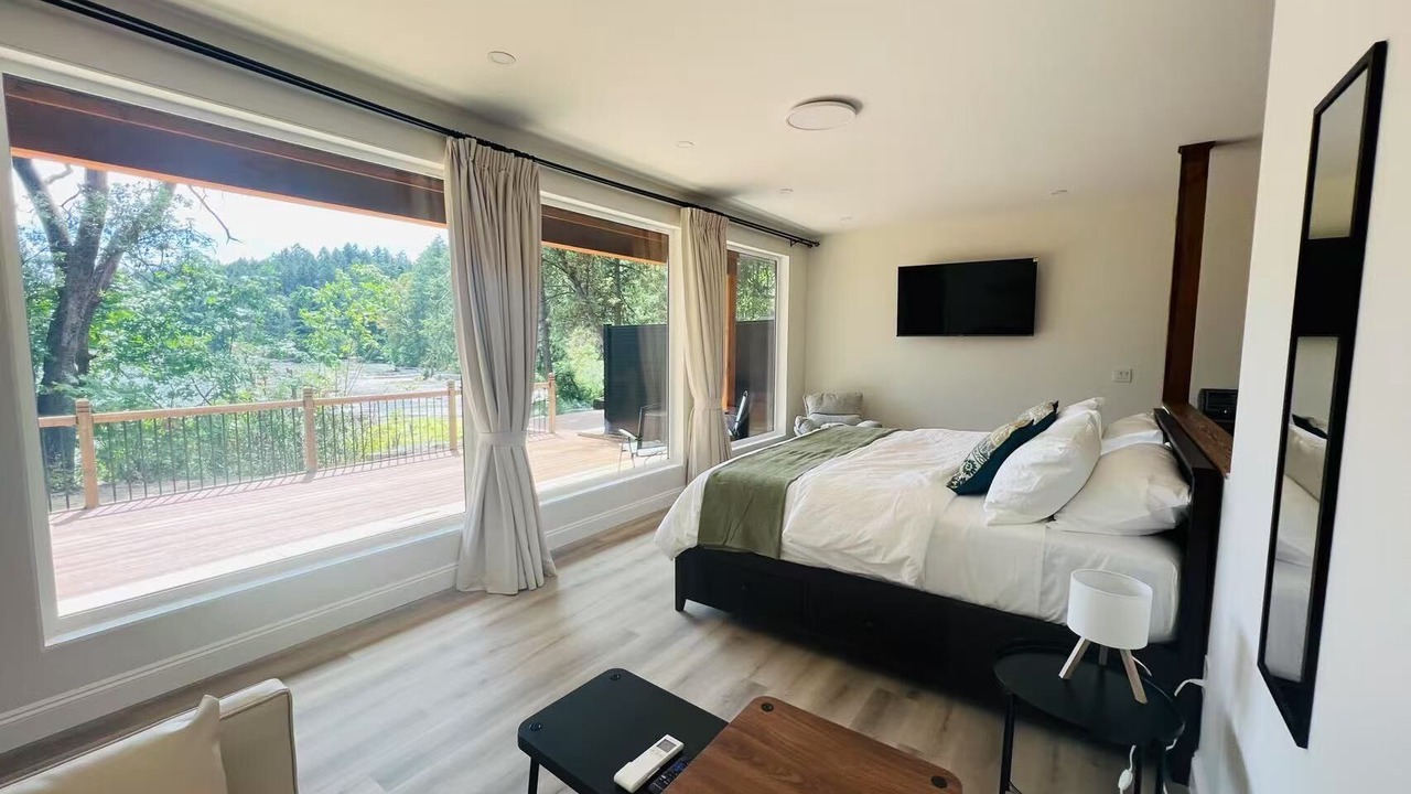 Photo of Bedroom in Yellow Point